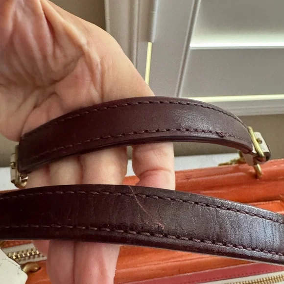 Coach Louisa Satchel 19276 - Picture 4 of 15